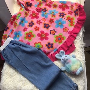 Lot of 5 Y Old Girl Clothing Poncho Jeans Toy